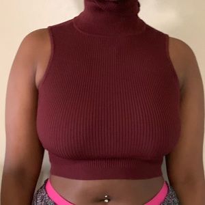 Maroon turtle neck crop top, Never worn